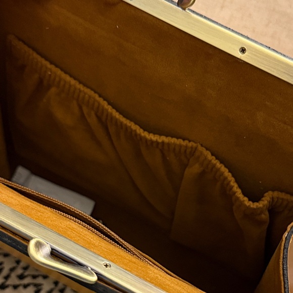 Patricia Nash Mango “Evangeline”Floral Embossed Crossbody/chain handle Bag NIB - Picture 14 of 16